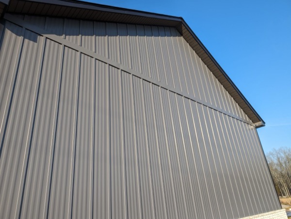 MM_BoardBatten_BurnishedSlate_MetalSiding_2.jpg