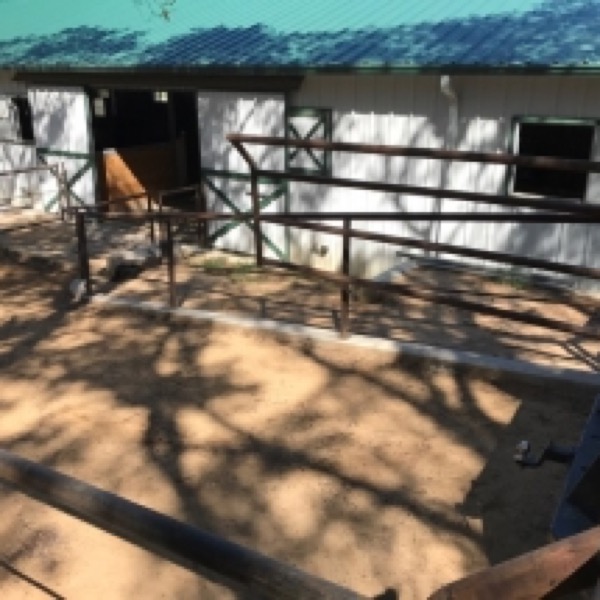 barndominium-installation-215x215-1.jpg